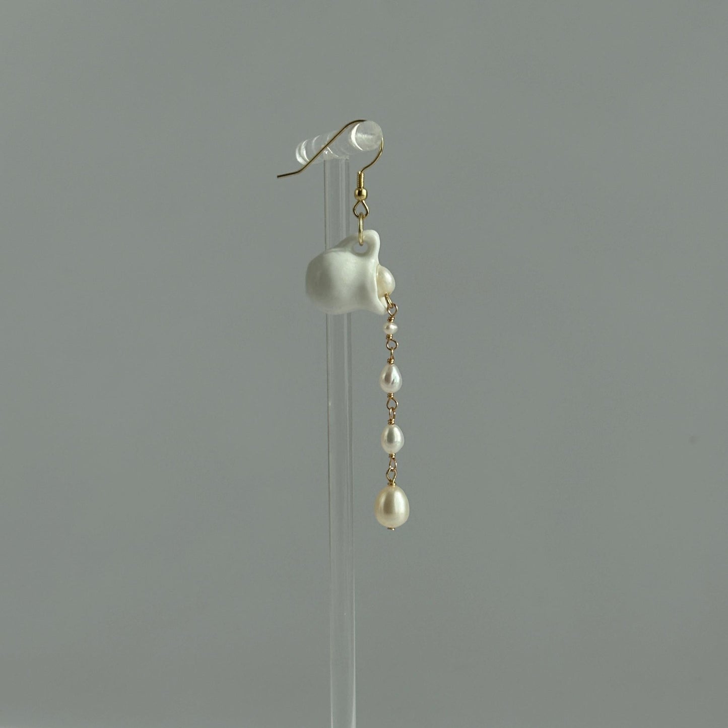 Pouring Pearl Dangle Earrings