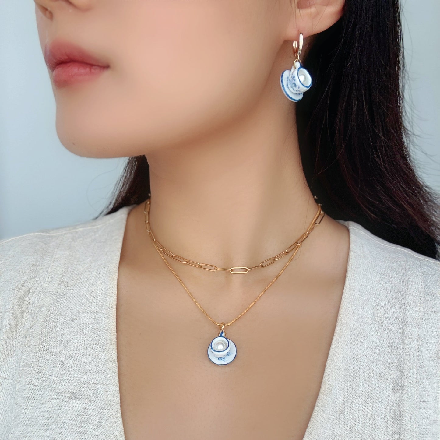 Pearl in a Cup -  Porcelain & Pearl Tea-set Earrings