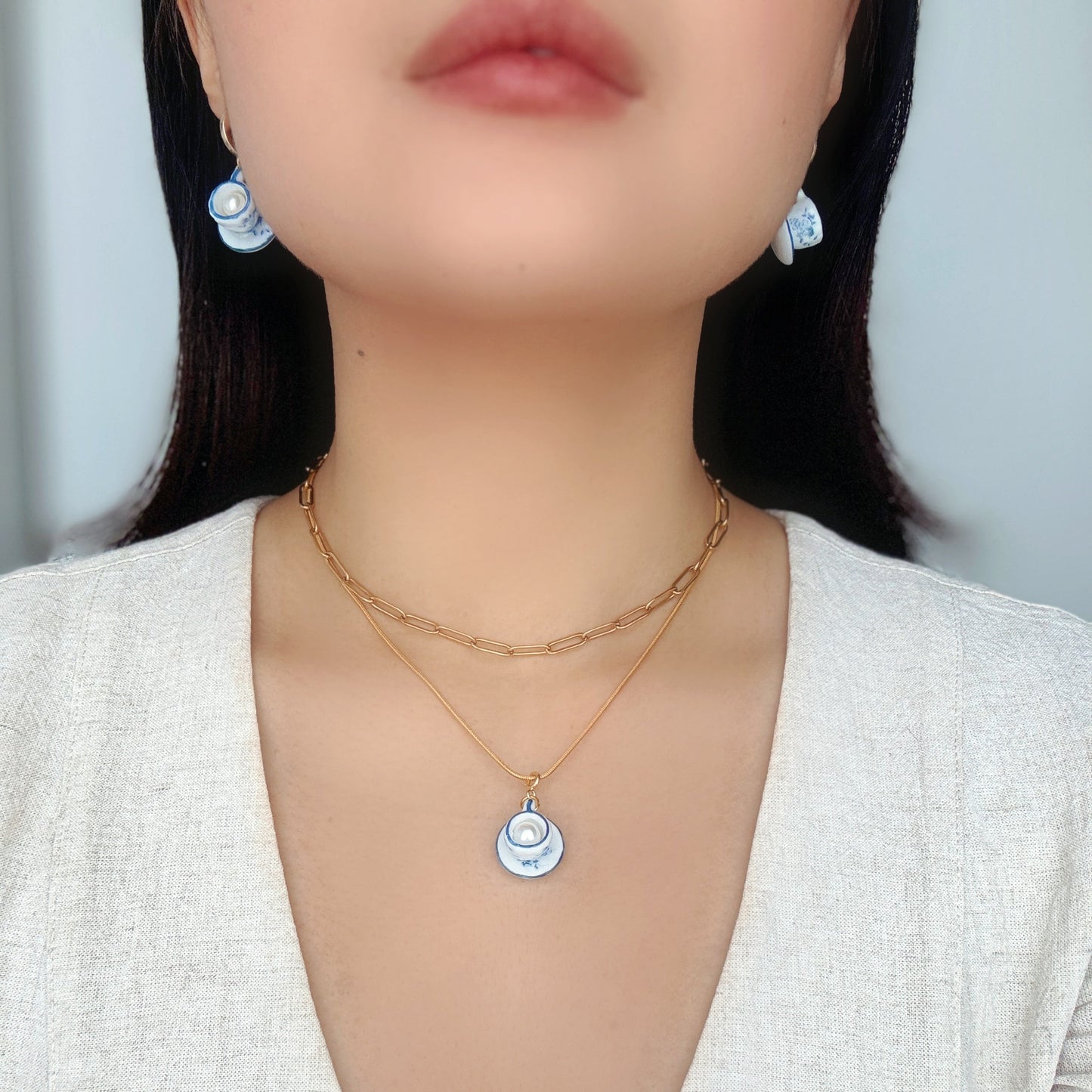 Pearl in a Cup -  Porcelain & Pearl Tea-set Earrings