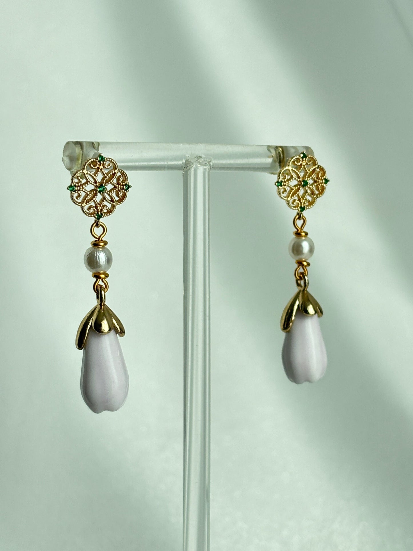 Elegant Floral Dewdrop Earrings | 18k Gold Plated Luxury | Exquisite Handcrafted Jewelry