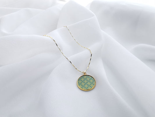 Green Lucky Pattern Porcelain Necklace