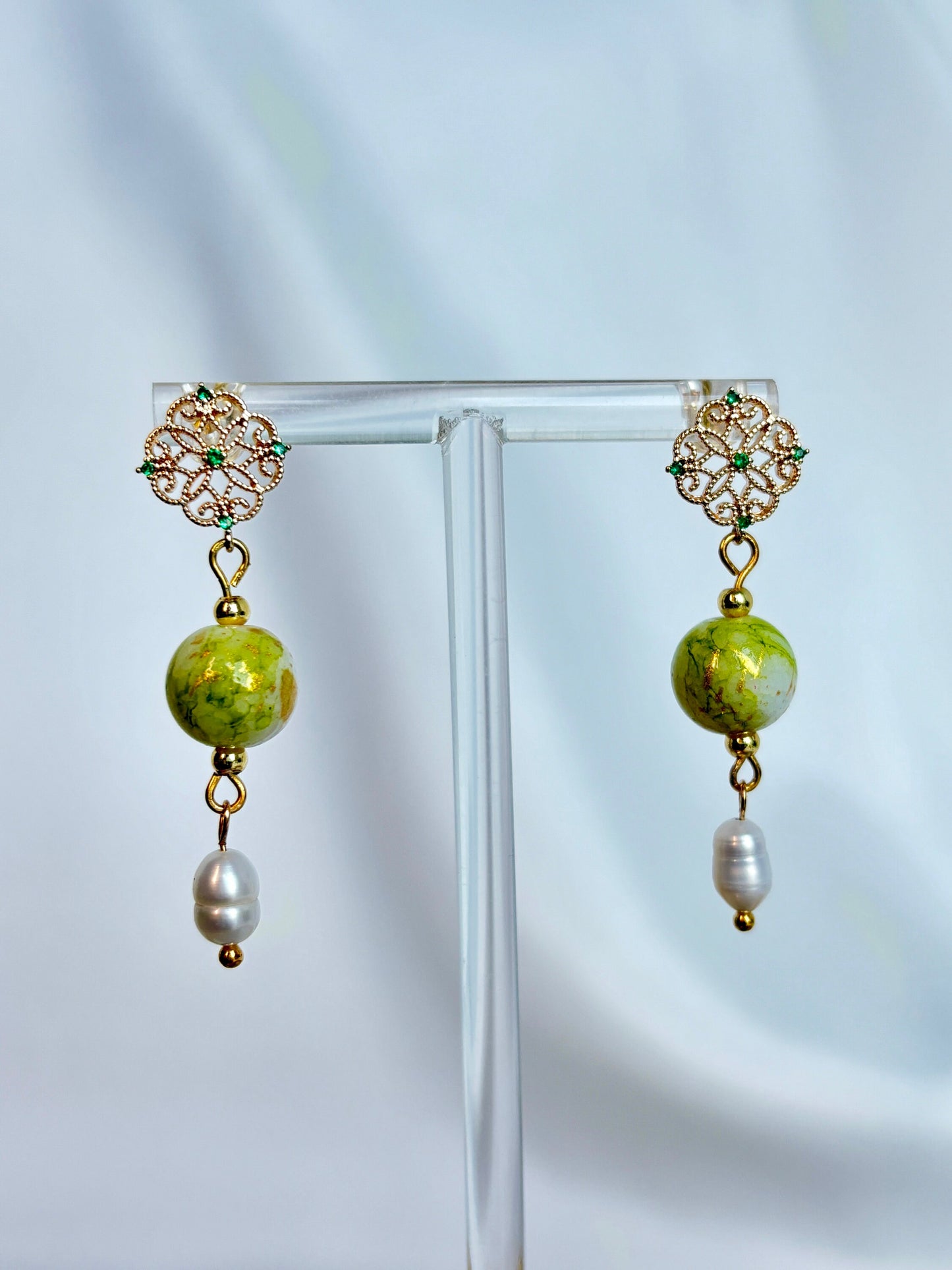 Jade Green Ceramic Bead Earring with Peal